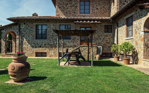 Il Roseto: Home, Estate, Cottage, Farmhouse, Garden, Yard, Villa, Hacienda, Lawn, Backyard