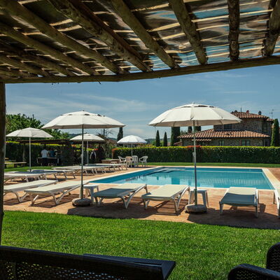 Il Roseto: Swimming Pool, Resort, Outdoor Furniture, Garden, Hacienda, Estate, Lawn, Sunlounger, Villa, Yard