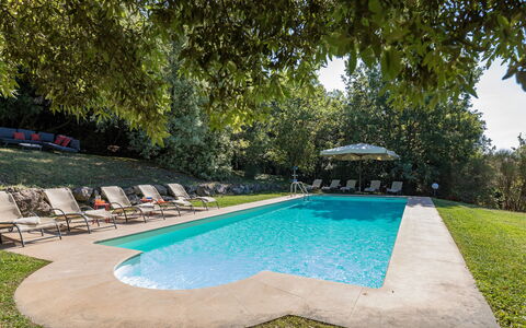 Villa Linchiano: Swimming Pool, Blue, Resort, Shade, Outdoor Furniture, Thermae, Garden, Eco Hotel, Leisure, Water Feature