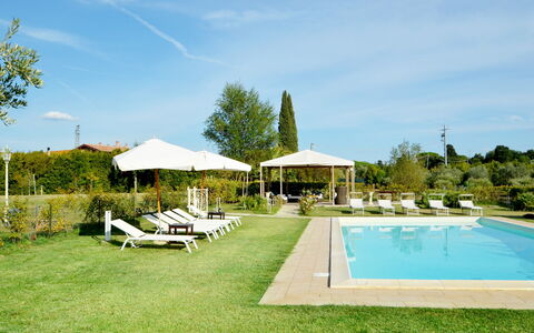 Villa Yvonne: Swimming Pool, Resort, Outdoor Furniture, Sunlounger, Garden, Eco Hotel, Umbrella, Landscaping, Shade, Thermae