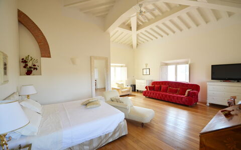 Villa Yvonne: Furniture, Interior Design, Bed, Wall, Flooring, Floor, Bedroom, Ceiling, Room, Bed Sheet