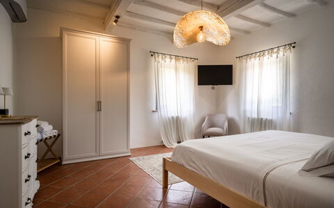 Montaione Country House Amarrante, Pool, Ac: Bed, Bedroom, Furniture, Interior Design, Bed Sheet, Wood, Floor, Bedding, Flooring, Ceiling