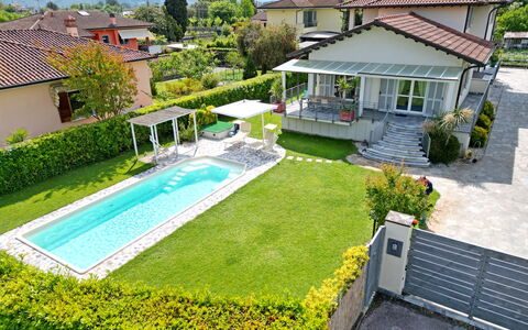 Villa Alex: Swimming Pool, Residential Area, House, Home, Roof, Garden, Estate, Lawn, Landscaping, Leisure