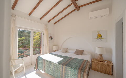 Villa Argentina: Furniture, Interior Design, Wall, Wood, Bedroom, Bed, Ceiling, Floor, Flooring, Room