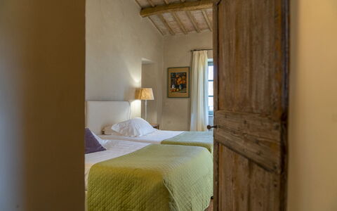 Villa Cotogna: Furniture, Wall, Bedroom, Interior Design, Bed, Bed Sheet, Home, Bedding, Floor, Ceiling