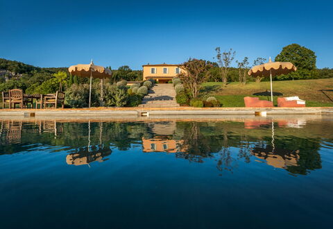Casalberna: Water, Swimming Pool, Resort, Lake, Reflection, Estate, Eco Hotel, Reservoir, Resort Town, Hacienda