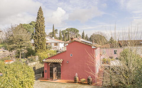 Casa Michela Casalguidi, Garden, Wifi: Tree, Wall, House, Shrub, Home, Residential Area, Roof, Cottage, Land Lot
