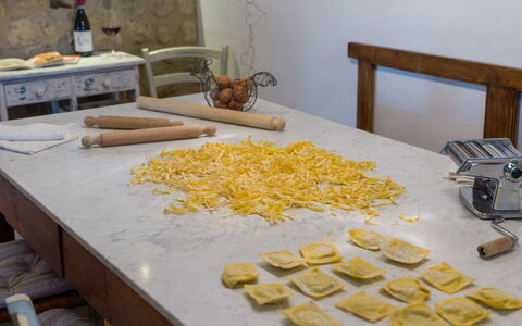 Capanna Al Lago: Ingredient, Food, Tableware, Cooking, Serveware, Countertop