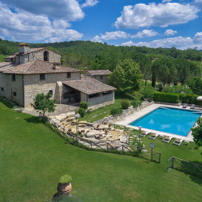 La Dimora del Chianti Dimora: Stunning Tuscan Vill: Swimming Pool, Estate, Resort, Villa, Thermae, Farmhouse, Eco Hotel, Hacienda, Landscaping, Mansion