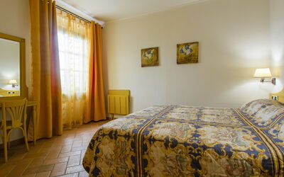Accommodation:&nbsp;Giallo 35.3
