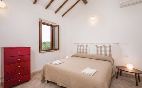 Casa Rosmarino, Ac, Wifi, Narni: Wall, Bedroom, Wood, Bed, Floor, Interior Design, Bed Sheet, Home, Bedding, Flooring
