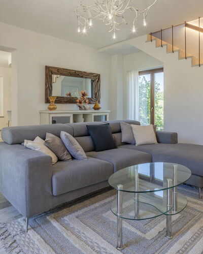 Villetta Cafaggio, Ac, Wifi, Panzano In Chianti: Furniture, Interior Design, Flooring, Couch, Floor, Living Room, Wood, Ceiling, Home, Table