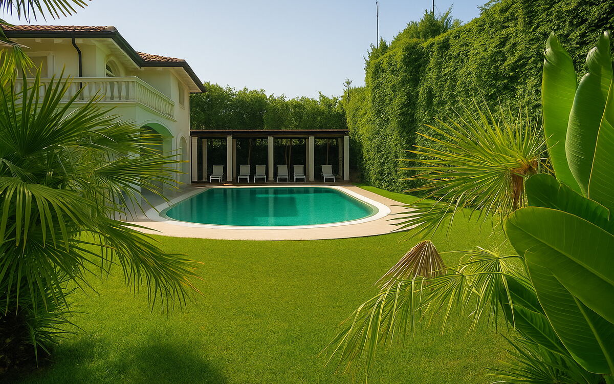 Villa Forte Dei Marmi, Pool & Garden