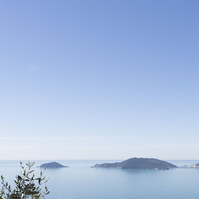 Bonaria Boutique House Ac, Wifi, Cinque Terre: Sky, Blue, Water, Water Resources, Body Of Water, Horizon, Natural Landscape, Coastal And Oceanic Landforms, Sea, Hill