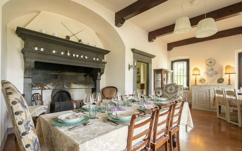 Villa Albertina: Furniture, Interior Design, Chair, Table, Wall, Dining Room, Wood, Kitchen & Dining Room Table, Ceiling, Flooring