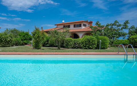 Il Campino, Pool, Montaione: Blue, Swimming Pool, Hacienda, Estate, Farmhouse, Villa, Resort, Eco Hotel