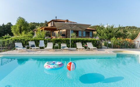 Casale Sunset: Swimming Pool, Outdoor Furniture, Resort, Umbrella, Eco Hotel, Chair, Outdoor Table, Landscaping, Villa, Thermae