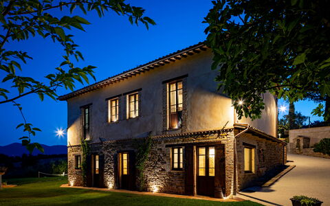 Casale Isidoro: Home, House, Facade, Architecture, Cottage, Land Lot, Estate, Door, Farmhouse, Garden