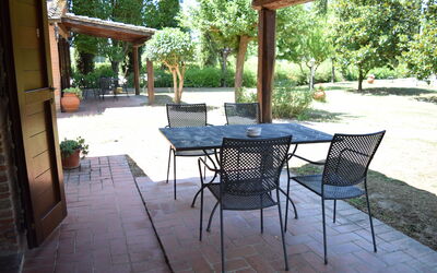 Accommodation:&nbsp;Nido