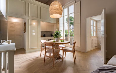 Accommodation:&nbsp;Deservi Elegant Apt. Vasari