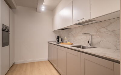 Accommodation:&nbsp;Deservi Elegant Apt. Michelangelo