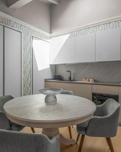 Deservi Elegant Apt. Petrarca