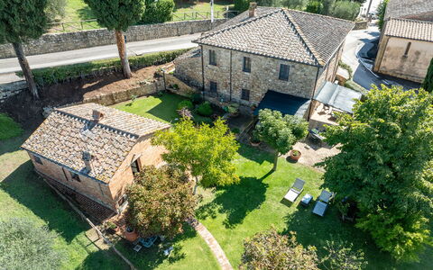 Maria Gabriella Home & Cottage: Building, Residential Area, House, Home, Architecture, Estate, Land Lot, Roof, Rural Area