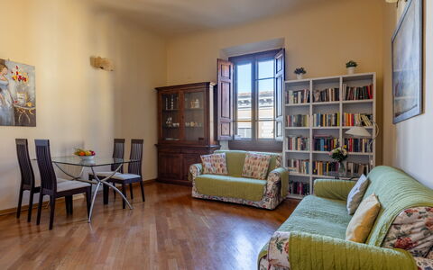 Cuore Di Firenze Apartment: Furniture, Interior Design, Flooring, Wall, Wood, Floor, Room, Couch, Living Room, Ceiling