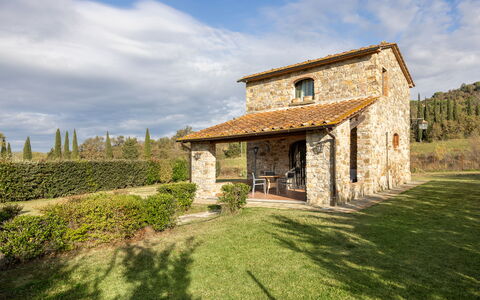 La Casina Honeymoon Cottage, Badia Agnano: Grass, Shrub, Landscape, Grassland, Land Lot, Rural Area, Cottage, Door, Farmhouse