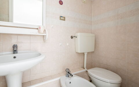 Casa Dolly, Monterosso 5 Terre: Flooring, Interior Design, Floor, Plumbing Fixture, Bathroom, Room, Bathroom Sink, Toilet, Ceiling, Sink