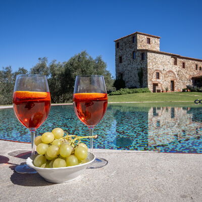 Il Gabbro, Luxury Experience: Dusk, Reflection, Evening, Water Feature, Meteorological Phenomenon, Reflecting Pool, Swimming Pool, Pond, Sunset