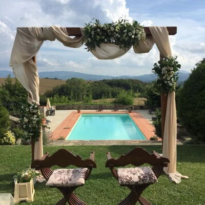 Villa Medicea Lo Sprocco: Event, Flowerpot, Garden, Ceremony, Backyard, Shade, Yard, Houseplant