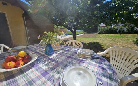 Villa Lory: Furniture, Table, Chair, Tablecloth, Outdoor Furniture, Garden, Outdoor Table, Kitchen & Dining Room Table, Shade, Lawn