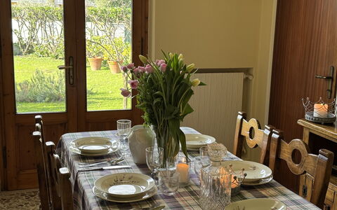 Villa Lory: Furniture, Tableware, Table, Interior Design, Chair, Dining Room, Wood, Kitchen & Dining Room Table, Tablecloth, Serveware