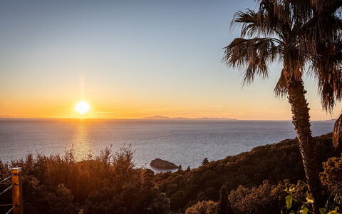 La Terrazza sul Mare: Sky, Blue, Water, Horizon, Body Of Water, Natural Landscape, Sea, Dusk, Summer, Coast