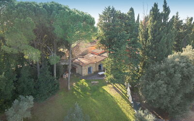 Accommodation:&nbsp;La Casina 86.2
