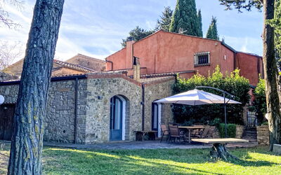 Accommodation:&nbsp;La Casina 86.2