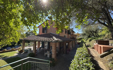 Casa Mia: House, Shrub, Residential Area, Home, Roof, Cottage, Estate, Garden, Landscaping