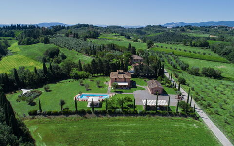 Villa Peccioli: Estate, Hacienda, Food, Lawn, Villa, Plantation, Mansion, Landscaping, Park, Farmhouse