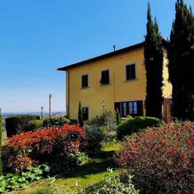 Villa Luce San Miniato: Shrub, Land Lot, Rural Area, Farmhouse