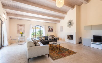 Accommodation:&nbsp;Villa Falco