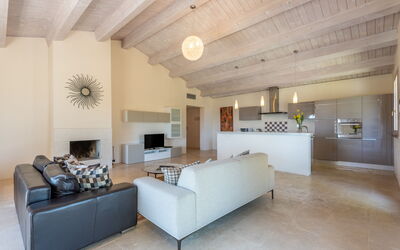 Accommodation:&nbsp;Villa Falco