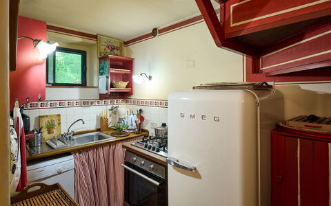 Il Gallinaio, Vivo D'Orcia: Kitchen, Kitchen Appliance, Major Appliance, Interior Design, Wood, Countertop, Flooring, Furniture, Lighting, Room