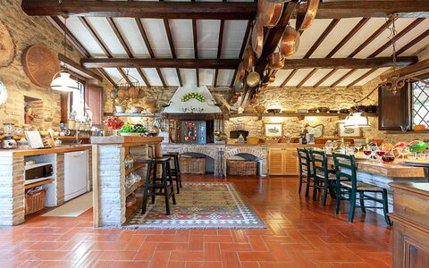 Artemisia: Furniture, Kitchen, Interior Design, Table, Kitchen & Dining Room Table, Flooring, Home, Ceiling, Countertop, Chair