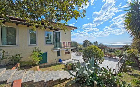 Villa Il Giardino: Estate, Balcony, Villa, Fence, Hacienda, Eco Hotel, Farmhouse