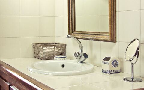 Selvamica: Bathroom Sink, Mirror, Interior Design, Plumbing Fixture, Sink, Bathroom, Bathroom Cabinet, Flooring, Tap, Plumbing