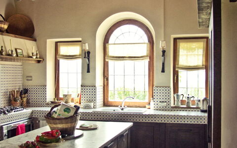 Selvamica: Furniture, Interior Design, Wall, Flooring, Wood, Ceiling, Kitchen, Floor, Home, Lighting