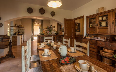 Molinazzo: Furniture, Interior Design, Wood, Flooring, Table, Kitchen & Dining Room Table, Dining Room, Shelf, Chair, Cabinetry