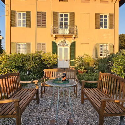Villa Il Torrazzo, Vista Mare, Massarosa: Shrub, House, Facade, Home, Garden, Cottage, Estate, Door, Groundcover, Farmhouse