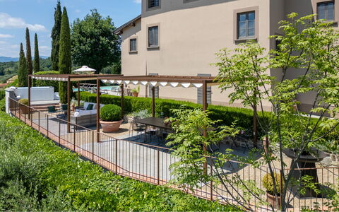 Villa Il Colto: Shrub, Garden, Shade, Outdoor Furniture, Yard, Landscaping, Outdoor Structure, Backyard, Outdoor Table, Balcony